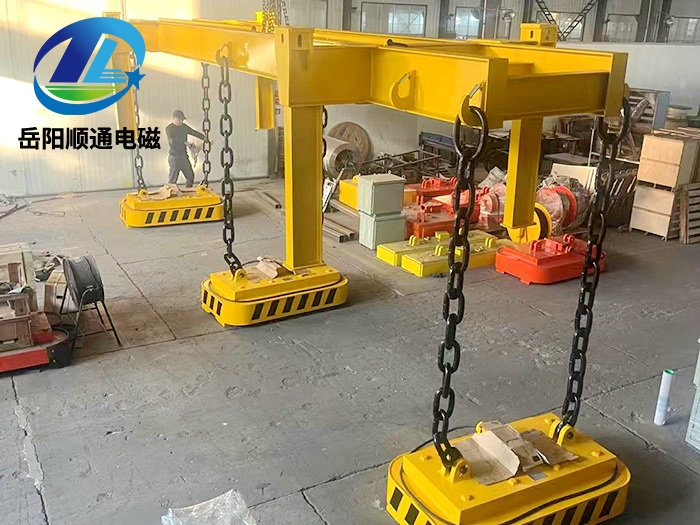 MW42系列吊運方坯、型鋼用起重電磁鐵